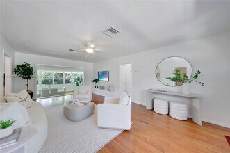 13521 S Biscayne River Dr in Miami, FL - Building Photo - Building Photo