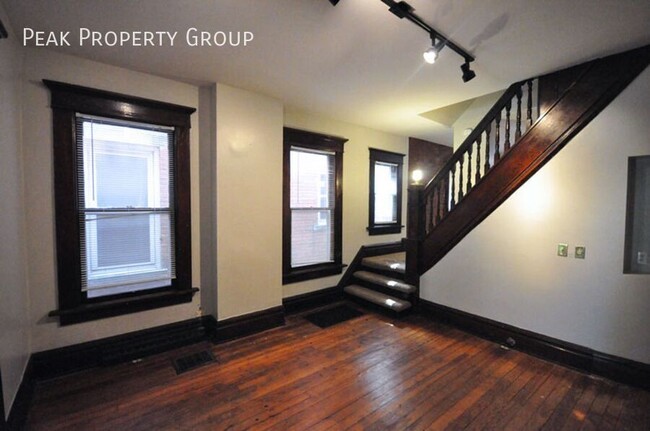 1230 Indianola Ave in Columbus, OH - Building Photo - Building Photo
