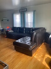 37 Greenwich Ave, Unit 1-12 in Stamford, CT - Building Photo - Building Photo