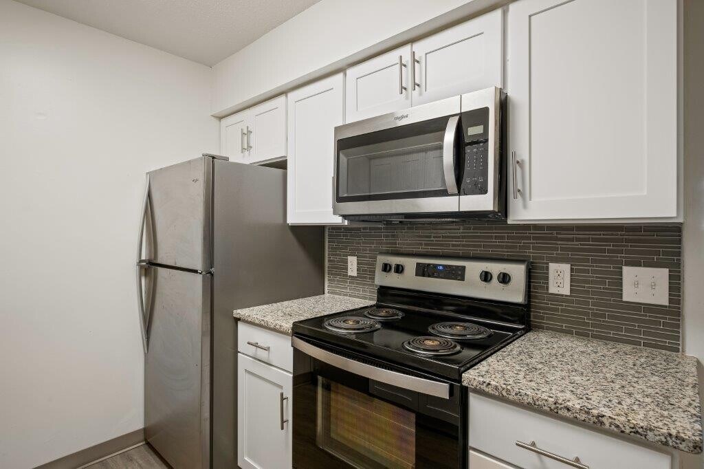 Arbors of Battle Creek Apartments and Town... in Battle Creek, MI