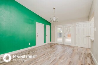 1811 Mimosa Ave in Plano, TX - Foto de edificio - Building Photo