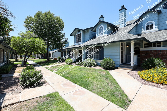 10100 N 89th Ave in Peoria, AZ - Foto de edificio - Building Photo