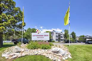 Cottonwood Creek Apartments