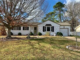 143 Hill Prince Rd in Virginia Beach, VA - Building Photo