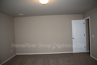 13121 Beekman Dr in Piedmont, OK - Building Photo - Building Photo