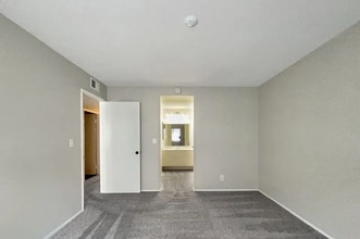 1215 Sarabande Ln in Santa Clarita, CA - Building Photo - Building Photo