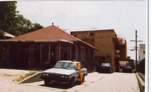 942-944 White Knoll Dr in Los Angeles, CA - Foto de edificio - Building Photo