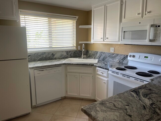 3058 Andre Ln, Unit 3058 Andre Ln in Turlock, CA - Foto de edificio - Building Photo