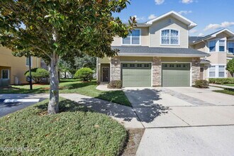 3750 Silver Bluff Blvd in Orange Park, FL - Building Photo - Building Photo