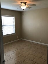 4703 W Illinois Ave, Unit A in Midland, TX - Foto de edificio - Building Photo