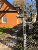 101 S Gray Ave, Unit 101 South Gray Joplin in Joplin, MO - Building Photo