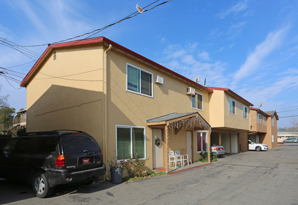 Carol Apartments in Livermore, CA - Foto de edificio