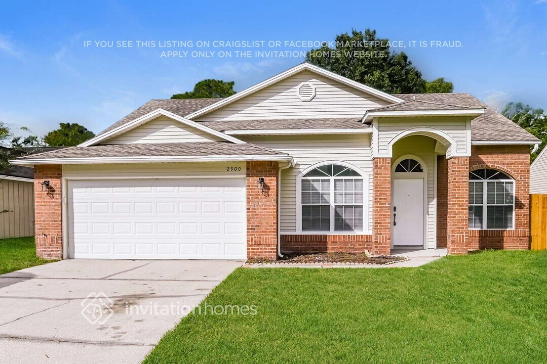 2900 Rockford Falls Dr N in Jacksonville, FL - Building Photo