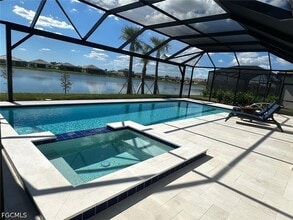 19062 Hanley Blvd in Estero, FL - Building Photo - Building Photo