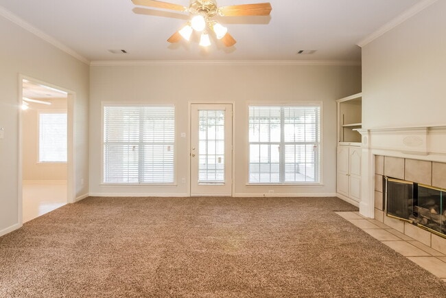 5041 Thornebrook Cove in Arlington, TN - Building Photo - Building Photo