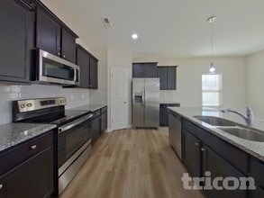 106 Spring Knoll Dr in Charlotte, NC - Building Photo - Building Photo