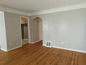 15970 Garfield St in Redford, MI - Building Photo - Building Photo