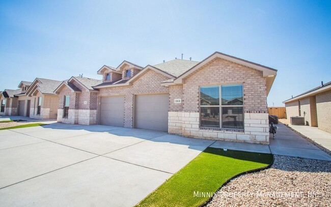 2116 Langford Ave in Lubbock, TX - Building Photo - Building Photo