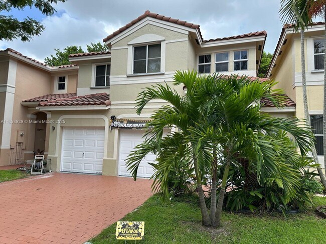 17070 SW 36th Ct in Miramar, FL - Building Photo - Building Photo