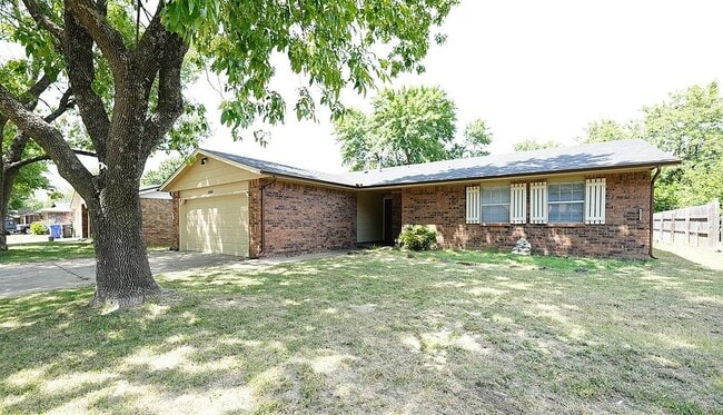 property at 1808 W Gary St