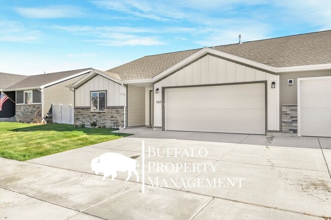 569 Jeanine Dr in Sugar City, ID - Building Photo - Building Photo