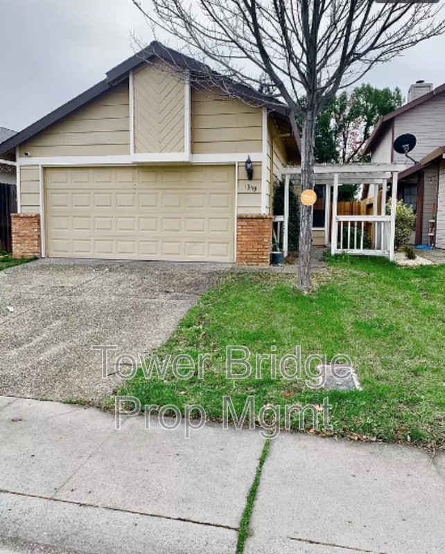 property at 1349 Chignahuapan Way