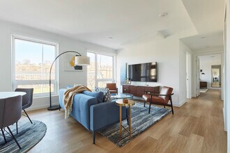 1b Marshall Dr, Unit SI FL4-ID1041927P in Hoboken, NJ - Building Photo - Building Photo