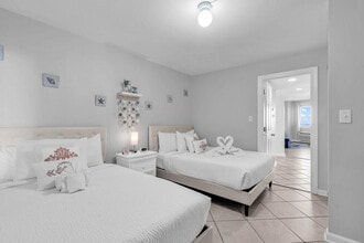 2001 S Ocean Blvd in Myrtle Beach, SC - Building Photo - Building Photo