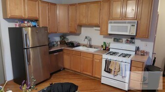 1446 W Chicago Ave, Unit 1448-3 in Chicago, IL - Building Photo