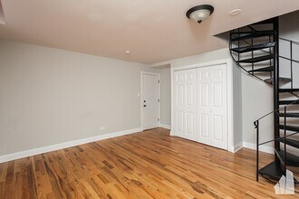 815 W Cornelia Ave in Chicago, IL - Building Photo - Building Photo