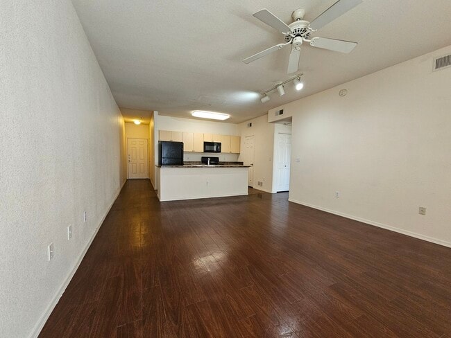 18416 Cave Creek Road, Unit 1006 in Phoenix, AZ - Building Photo - Building Photo