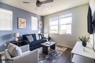 41545 Ivy St, Unit 7304 in Murrieta, CA - Building Photo