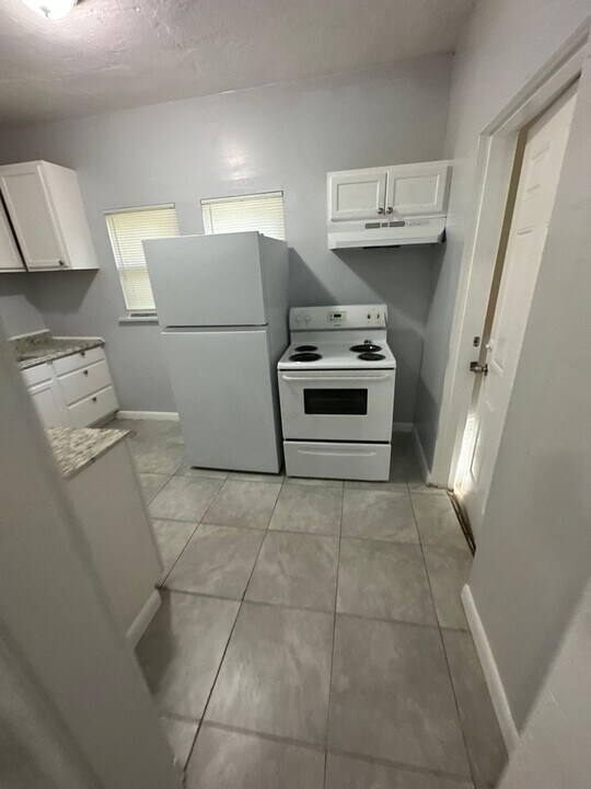 2934 Dignan St in Jacksonville, FL - Foto de edificio