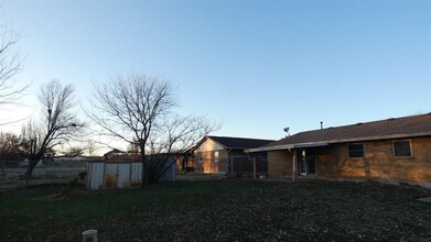 6109 NW Birchwood Pl in Lawton, OK - Building Photo - Building Photo