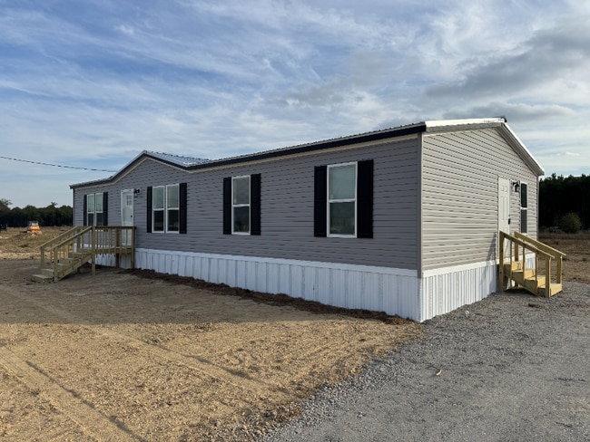 262 Patriot Ln in Collinston, LA - Foto de edificio - Building Photo