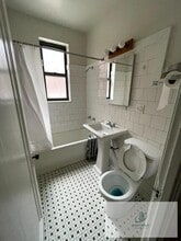 4915 W Belle Plaine Ave in Chicago, IL - Building Photo - Building Photo