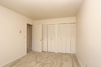 Lawrence Terrace in Syracuse, NY - Building Photo - Interior Photo