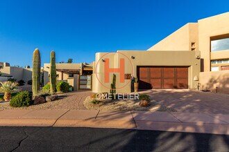 6711 E Camelback Rd in Scottsdale, AZ - Building Photo - Building Photo