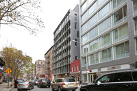 XOCO 325 in New York, NY - Foto de edificio - Building Photo