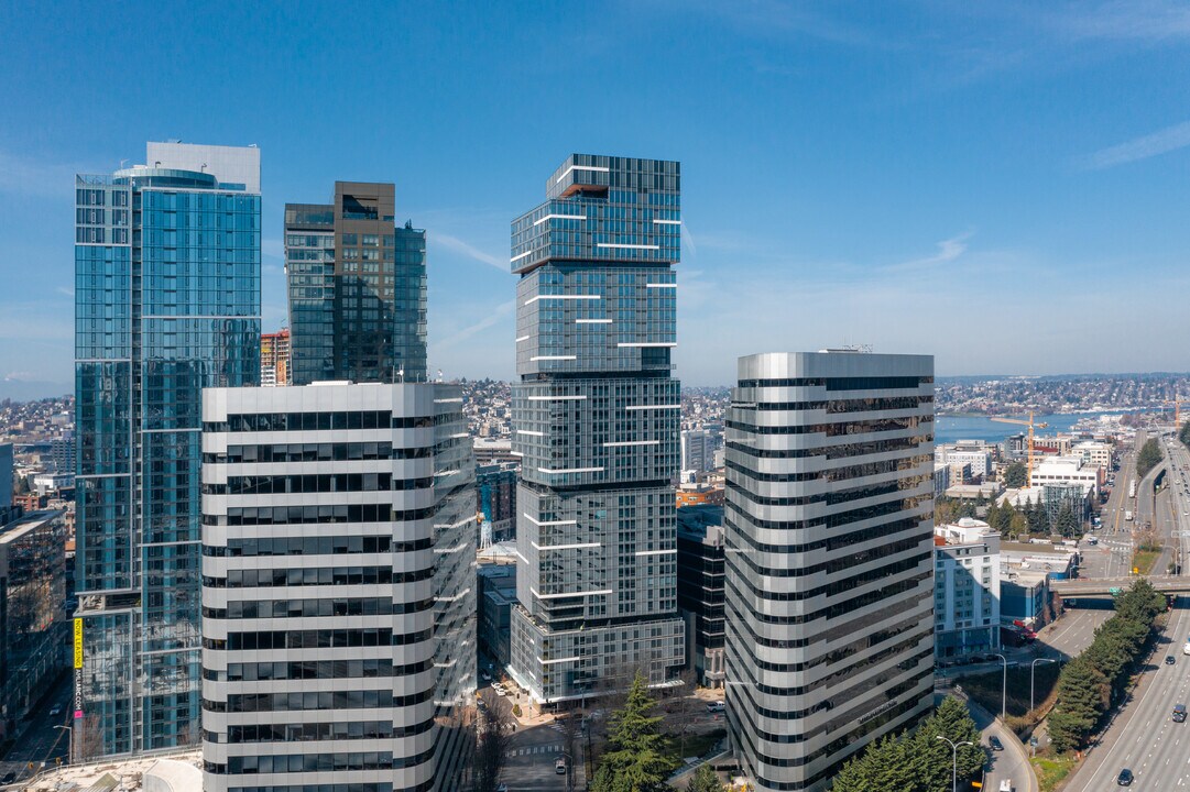Nexus Tower in Seattle, WA - Foto de edificio