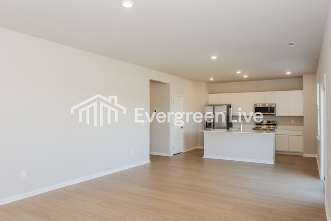 17753 Denham Cir in Athens, AL - Building Photo - Building Photo