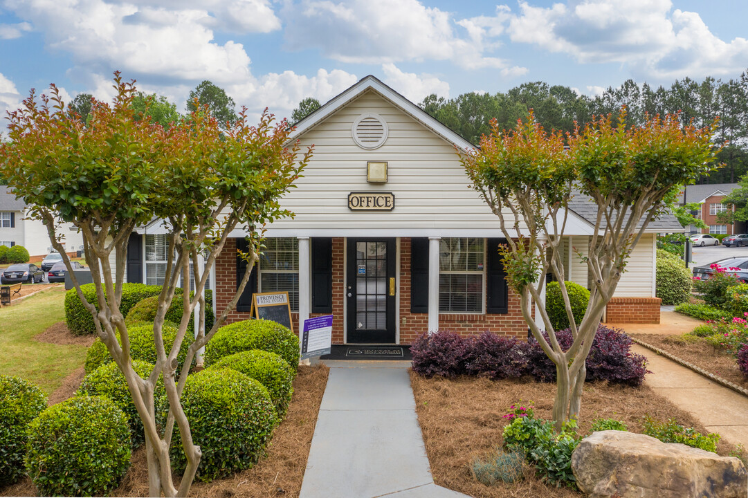 Retreat at Baywood in Morrow, GA - Building Photo