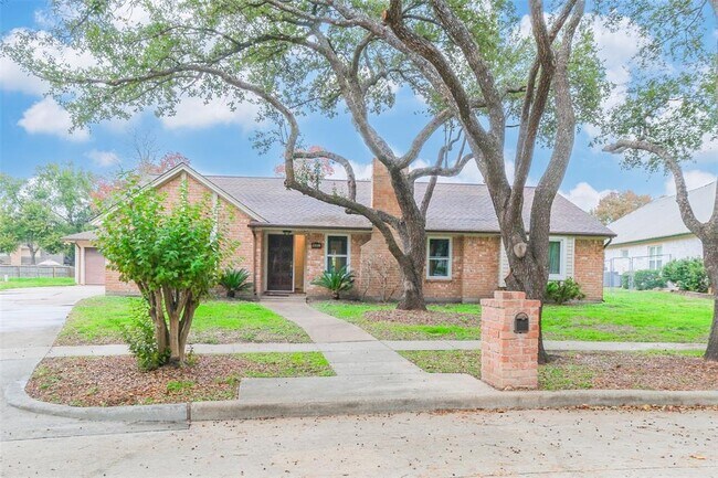 16002 St John Ct in Jersey Village, TX - Building Photo - Building Photo