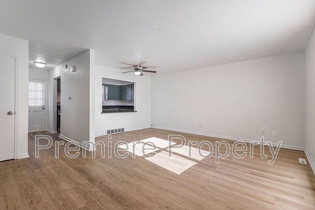 224 E Hargis St in Belton, MO - Building Photo - Building Photo