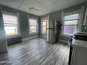 314 8th Ave in Asbury Park, NJ - Building Photo - Building Photo