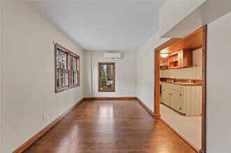 984 Los Angeles Ave NE in Atlanta, GA - Building Photo - Building Photo