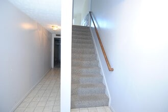 37 Cadogan Way in Nashua, NH - Building Photo - Building Photo