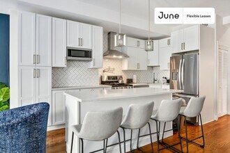80 Marion St in Boston, MA - Building Photo - Building Photo