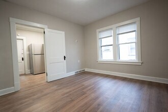 116 Kennet Ct NW-Unit -118 in Canton, OH - Building Photo - Building Photo