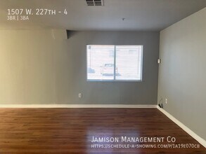 1507 W 227th St-Unit -4 in Torrance, CA - Building Photo - Building Photo